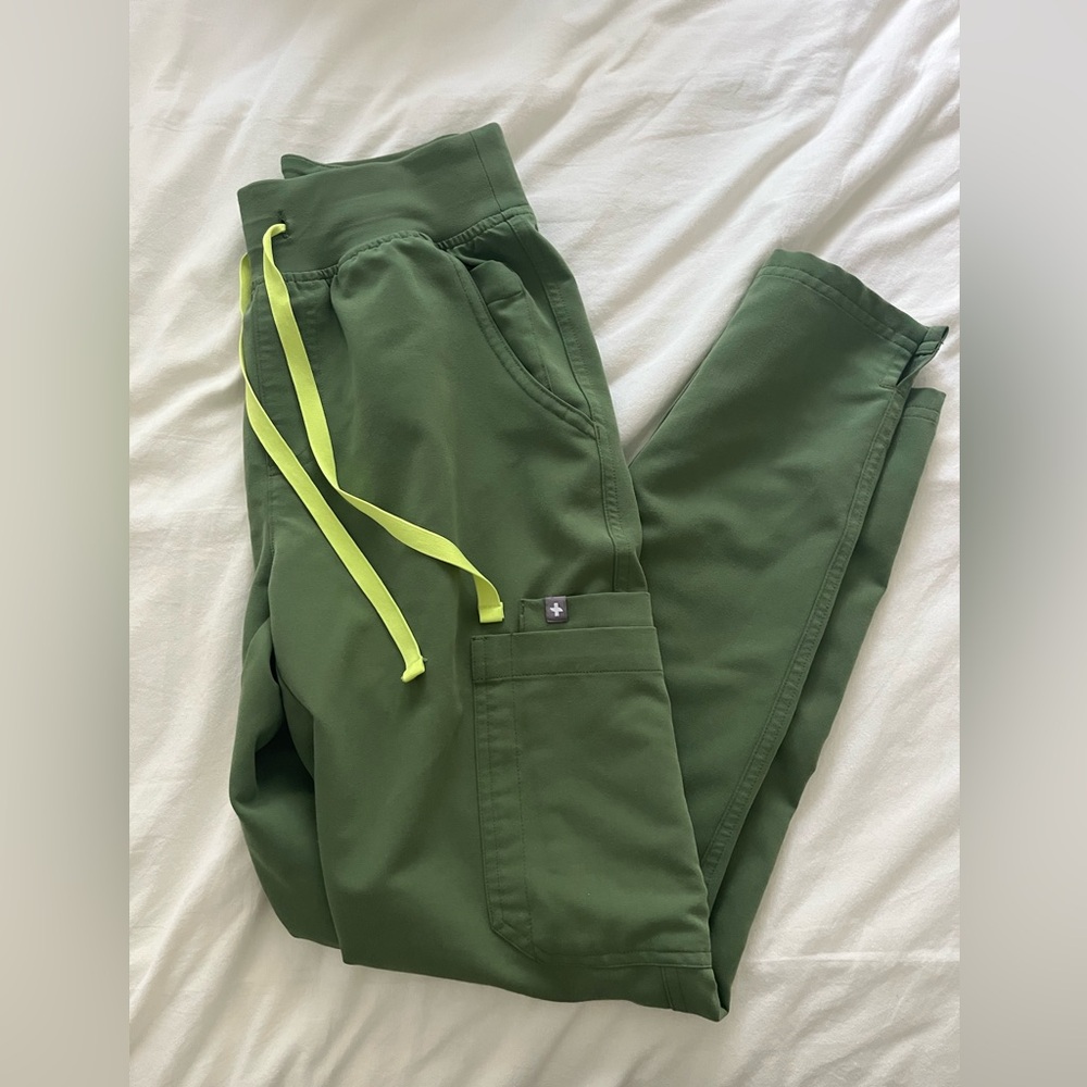 Figs High Waisted Yola Skinny Scrub Pants